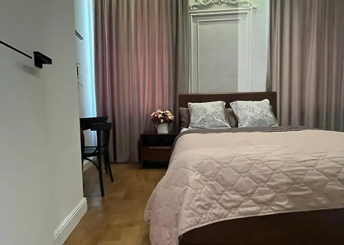 Favoritapartments 2 Кім Безкоштовна Парковка Центр З Балконом Не Далеко Від Ж Д Вокзалу Звітні Документи
